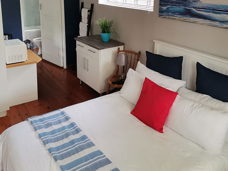 Room-4-Bedroom_resize