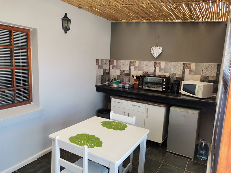 Room-7-Kitchen_resize